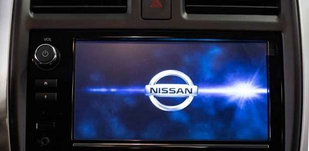 Central multimídia Nissan V-Drive