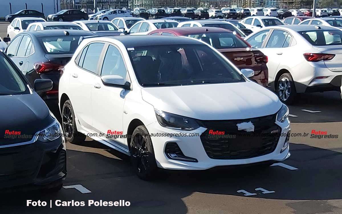 2019 - [Chevrolet] Onix / Prisma Flagra-chevrolet-onix-rs-2021-1