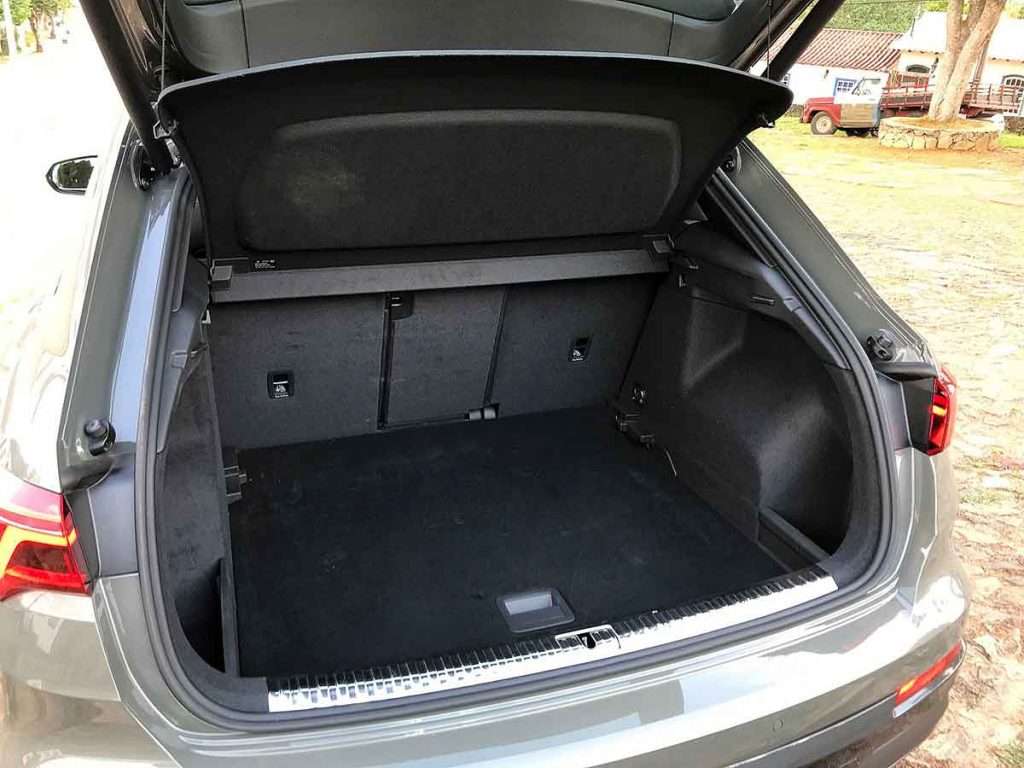 Porta-malas Audi Q3