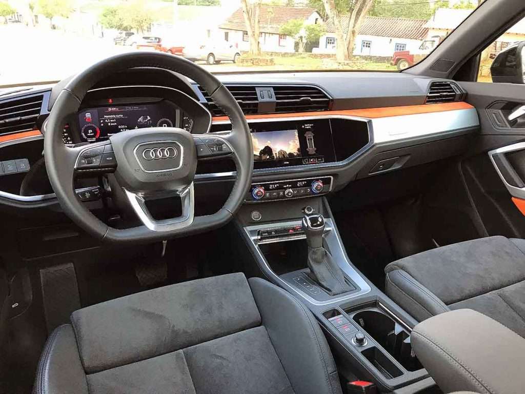 Novo painel Audi Q3