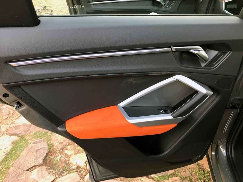 Forro de porta Audi Q3
