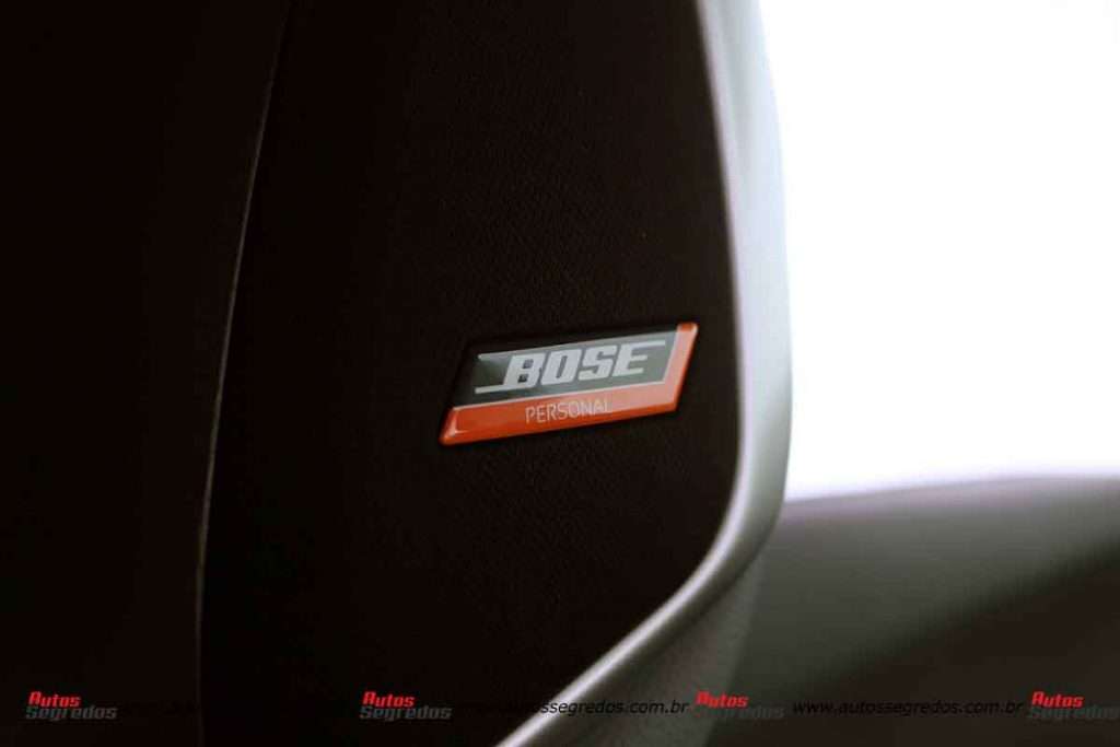 Som Bose Nissan Kicks Exclusive
