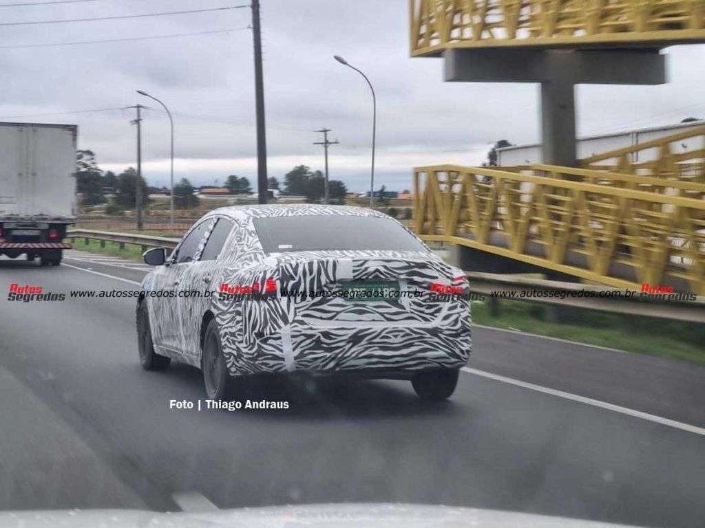 The new Nissan Sentra 2023 has been spotted