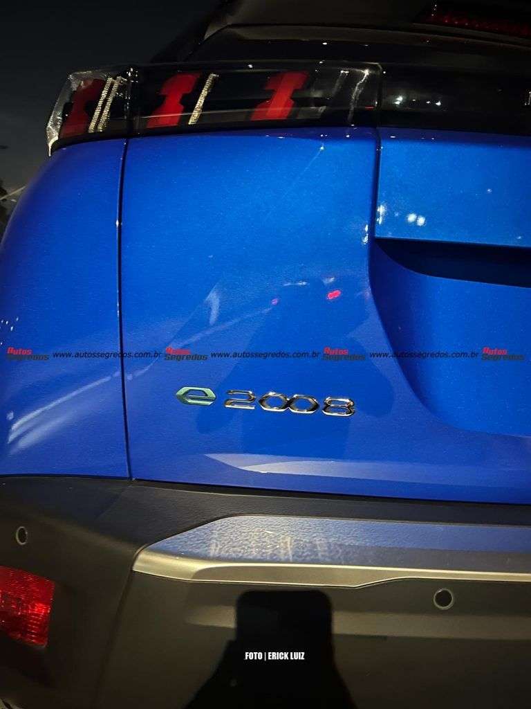 Peugeot e-2008 GT