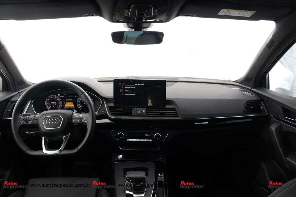 painel do Audi Q5 TFSIe