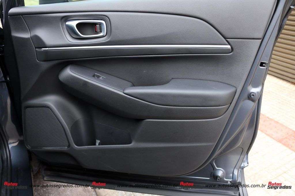 Forro de porta dianteiro direito Honda HR-V EXL 2023