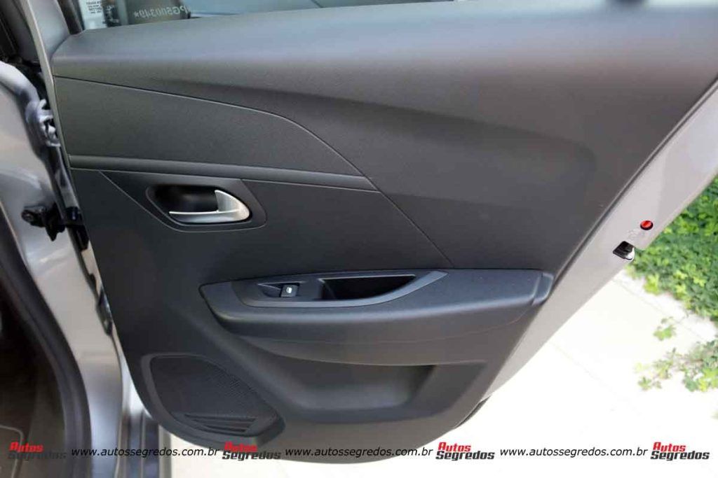 forro de porta traseiro direito do Peugeot 208 Style