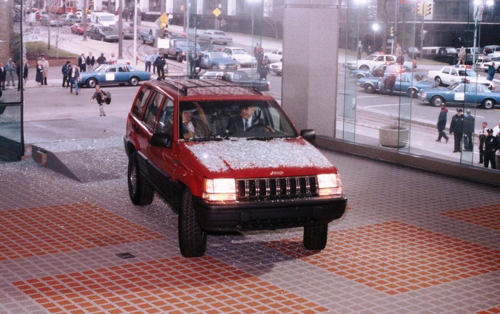 1993 Jeep Grand Cherokee at the 1992 North American Internationa