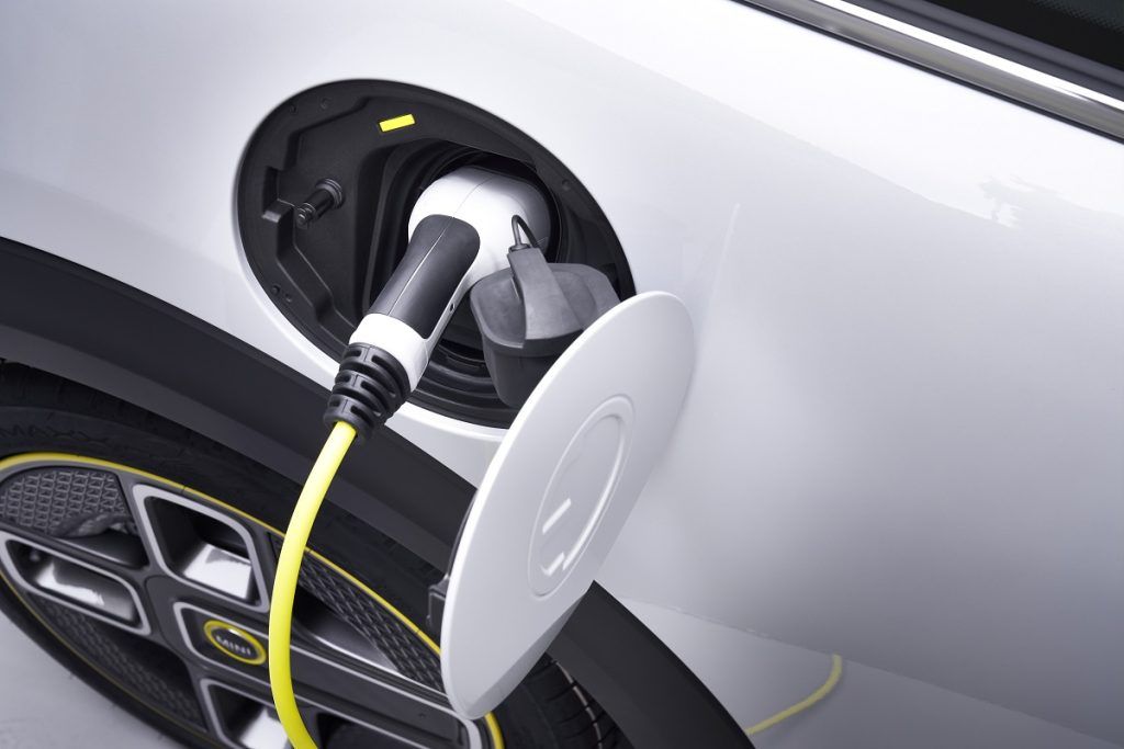 Carregadores elétricos BMW Group imposto carro elétrico